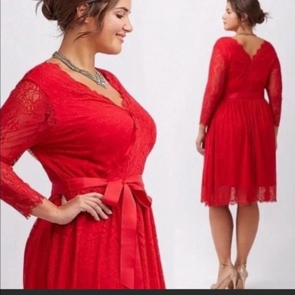 SEXY 💋 Plus Size 18 Lane Bryant Red Lace Fit & Flare Dress *missing belt* - Picture 2 of 2